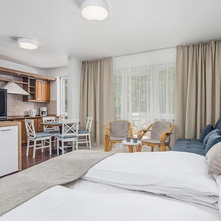 Jantar Apartamenty -Port Kolobrzeg- Westerplatte Z Garazem Экстерьер фото