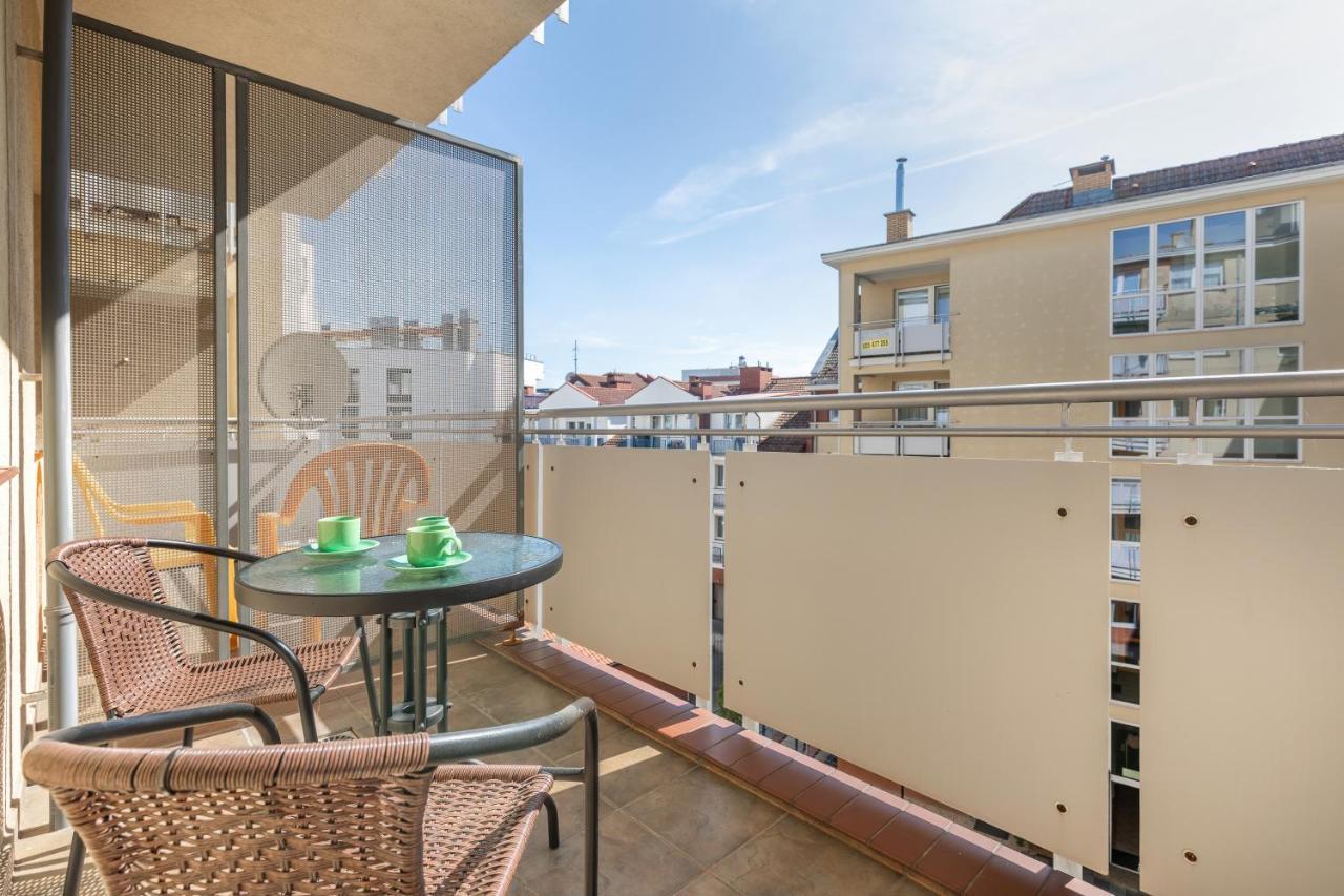Jantar Apartamenty -Port Kolobrzeg- Westerplatte Z Garazem Экстерьер фото