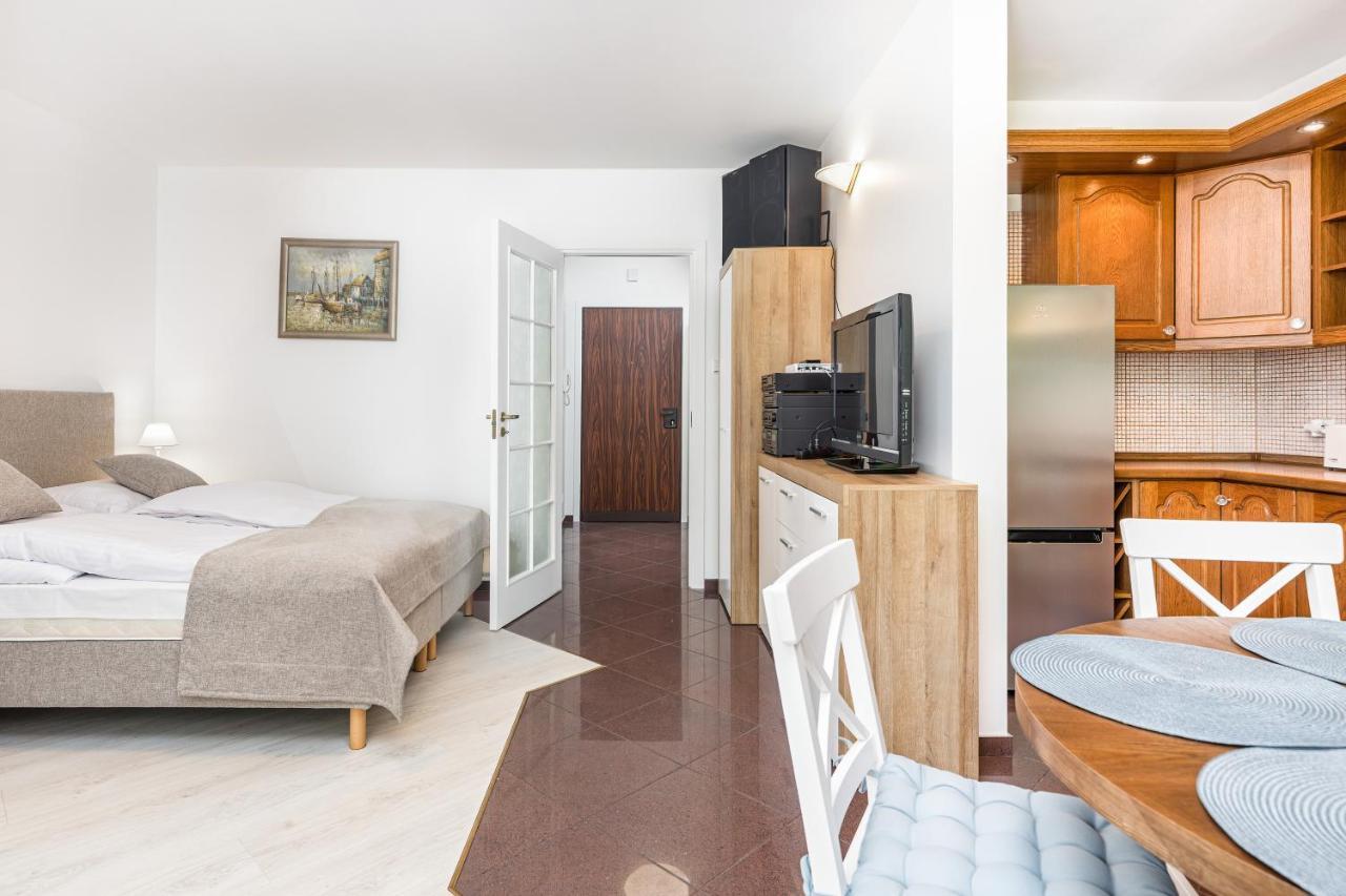Jantar Apartamenty -Port Kolobrzeg- Westerplatte Z Garazem Экстерьер фото
